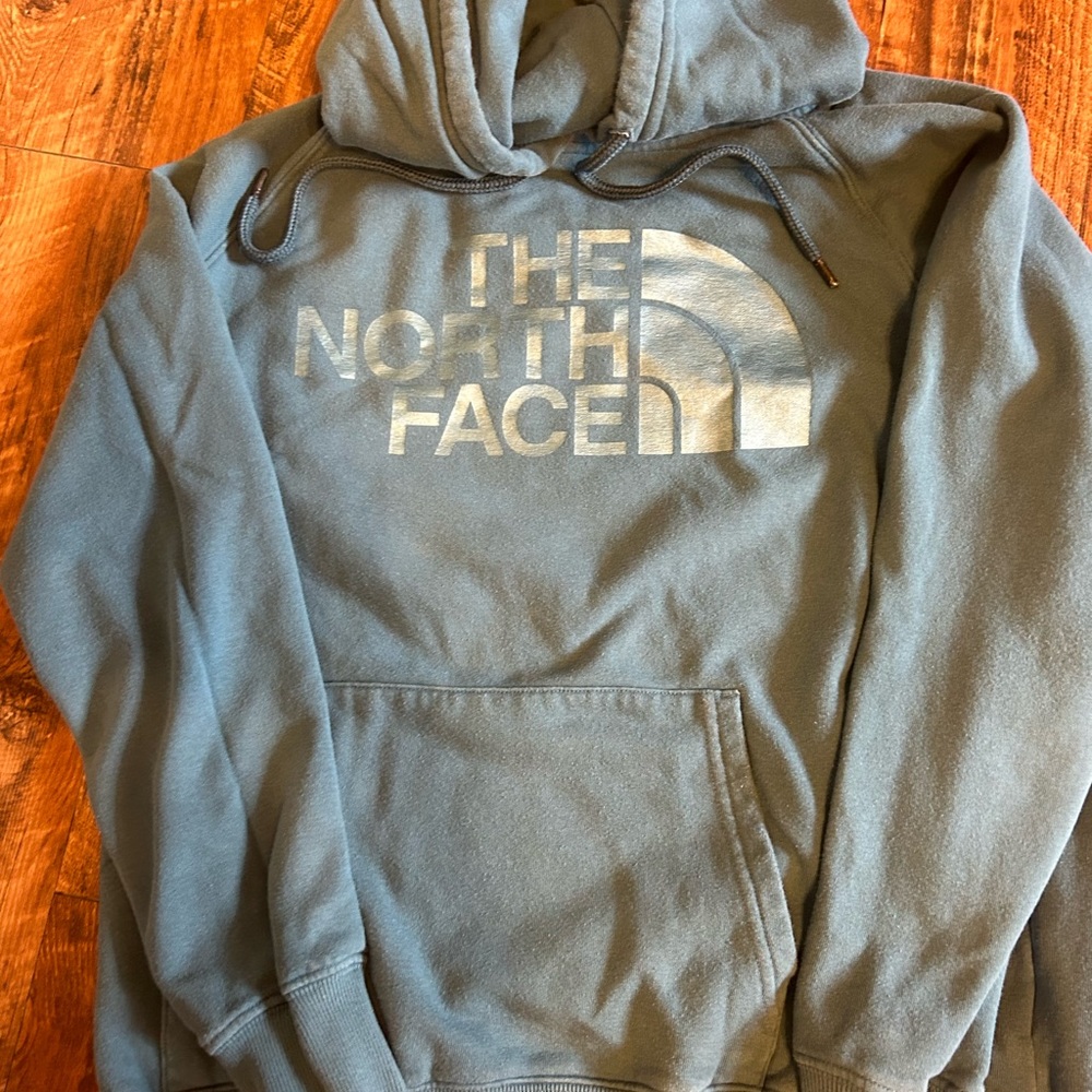 North Face Women’s Sweatshirt Size M